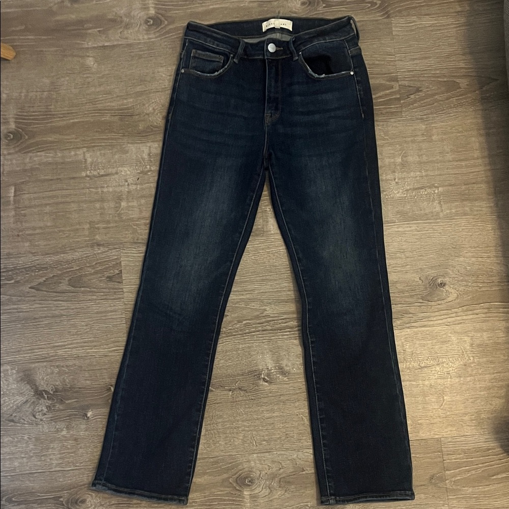 Classic Women's Skinny Jeans in Dark Indigo